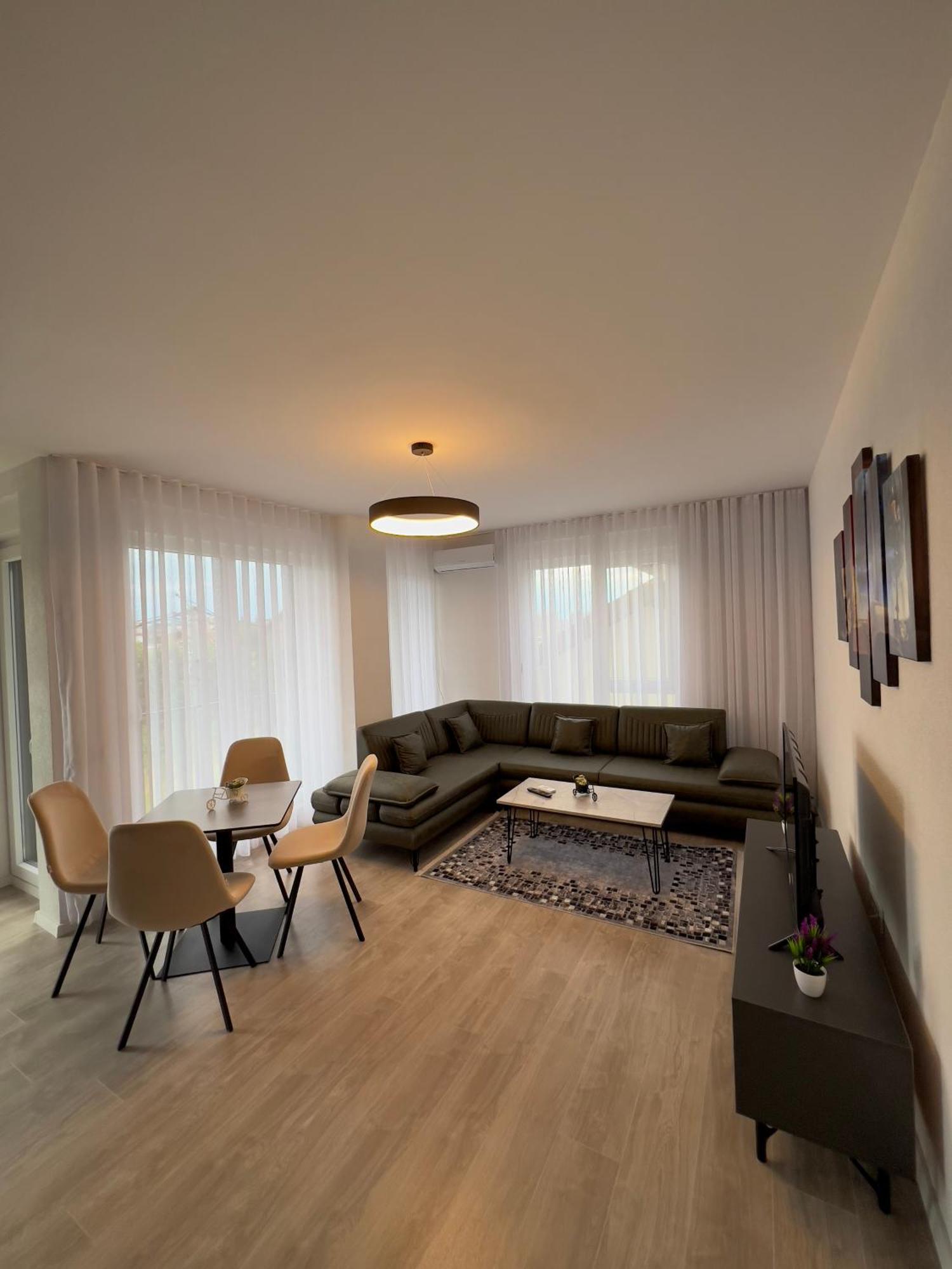 Holiday Apartments Gjakova Rum bild