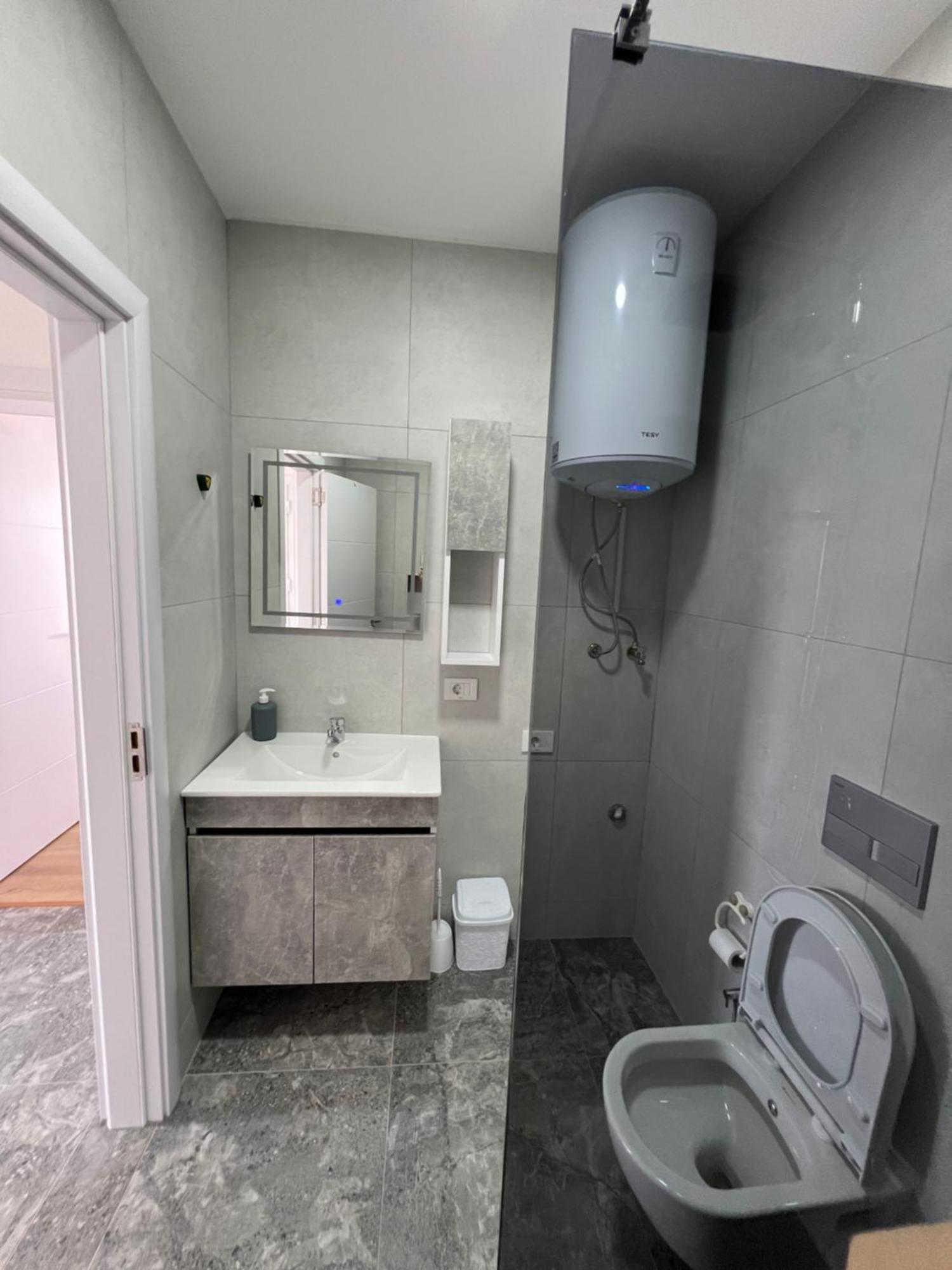 Holiday Apartments Gjakova Rum bild